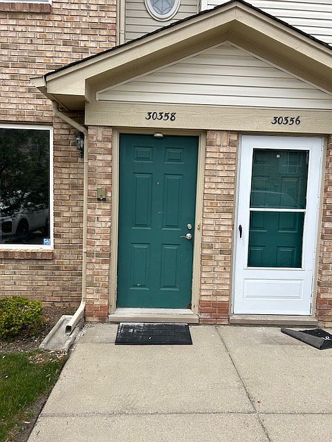 1st image of 30358 Wedgewood Cir