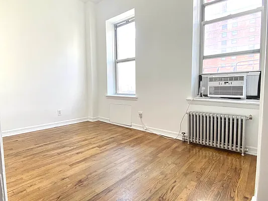 Rented by Corcoran | media 25
