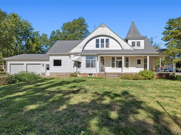 412 E Southworth St, Raymond, IL 62560
