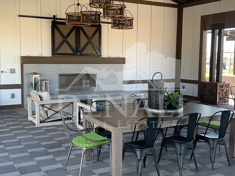 14351 W Georgia Dr — Photo 16