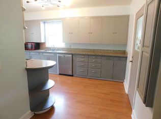 5531 SE Oak St, Portland, OR