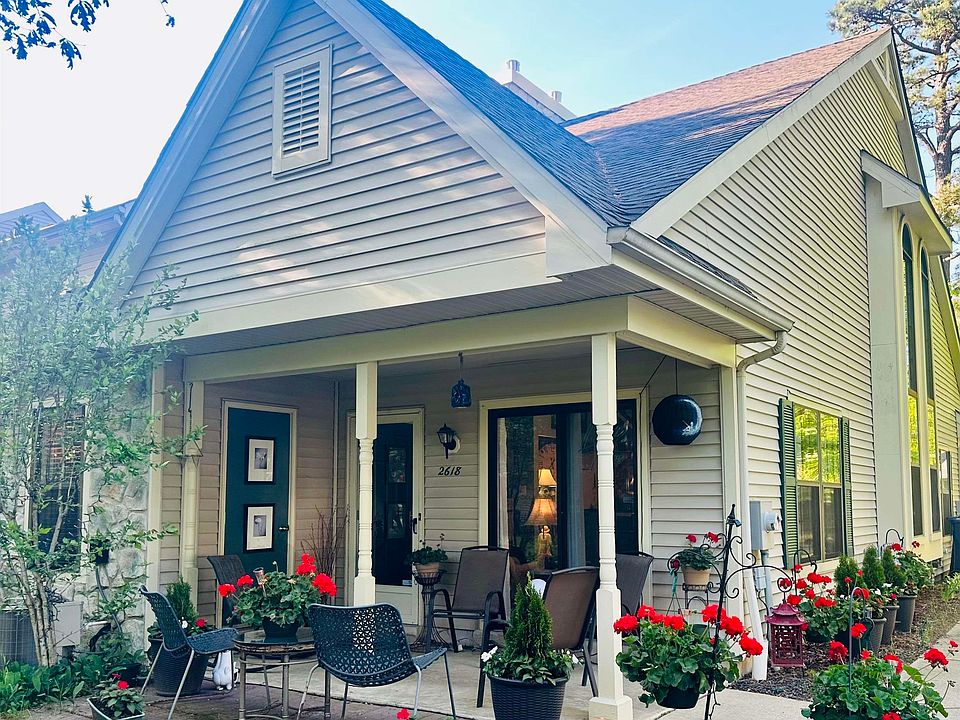1st image of 2618 Durango Ct #2618