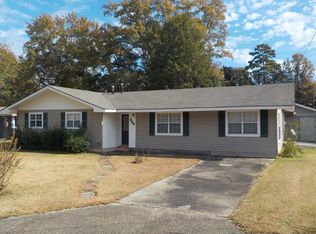 200 North St, Petal, MS 39465