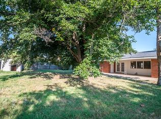 2105 52nd St, Lubbock, TX 79412