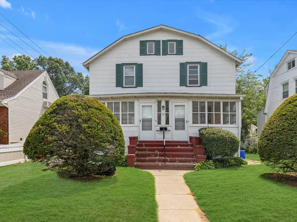 42 Gold Street, Valley Stream, NY 11580