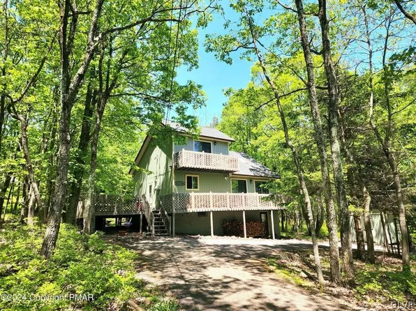 67 Arapahoe Rd, Albrightsville, PA 18210