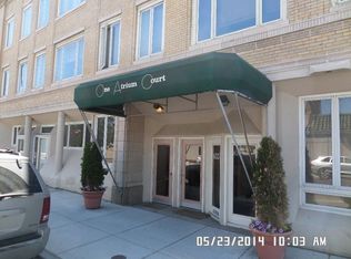 6337 Roosevelt Rd APT 104, Berwyn, IL 60402