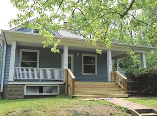 212 N Locust St, Maroa, IL 61756