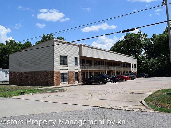 3rd image of 2020 Baldwin St