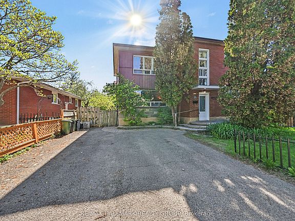 2nd image of 296 Britannia Rd