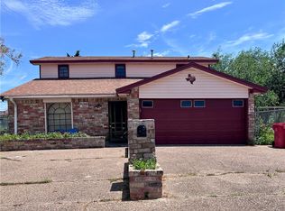 806 Dakota St, Robstown, TX 78380