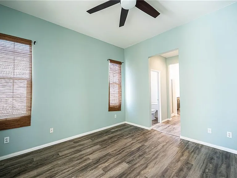 26345 Avenida Quintana — Photo 36