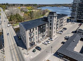 19 Guelph Ave #105, Cambridge, ON N3C1A2