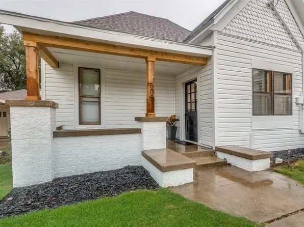 505 NW 1st St, Mineral Wells, TX 76067