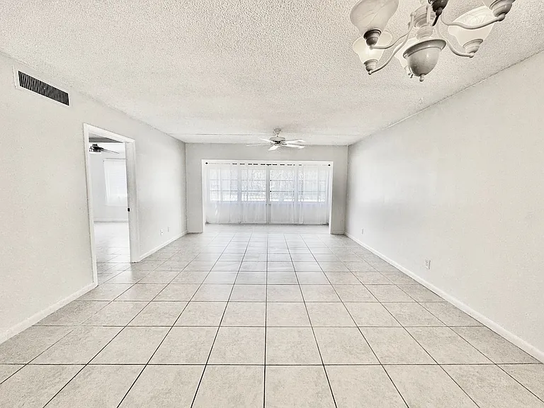 600 Royal Palm Blvd #9A — Photo 4