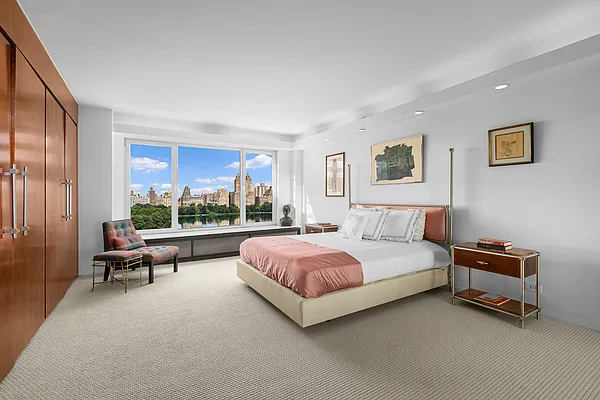 Sold by Douglas Elliman | media 7