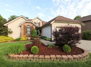 2480 N Honeysuckle Way, Springfield, MO 65802