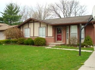 34325 Shorewood Dr, New Baltimore, MI