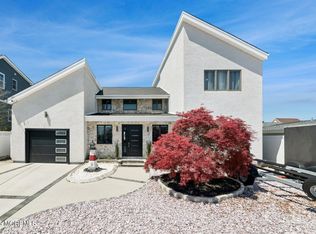 385 Aldo Dr, Toms River, NJ 08753