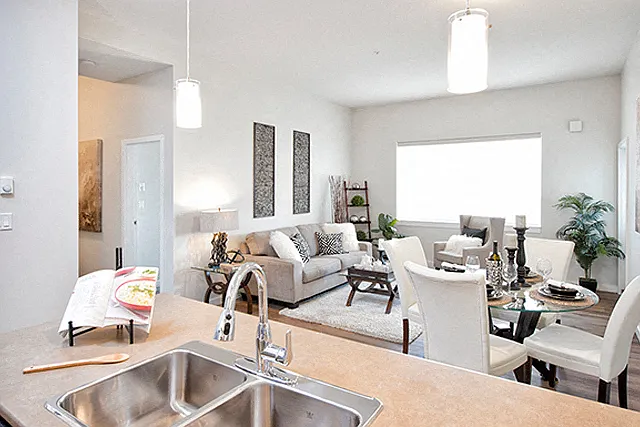 1820 Summerhill Pl — Photo 7