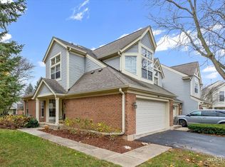 49 Ione Dr UNIT A, South Elgin, IL 60177