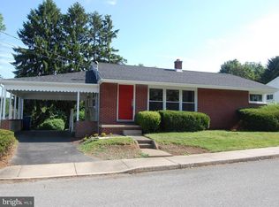 1768 Quarry Dr, Columbia, PA 17512