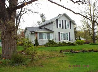 421 Russell St, Leslie, MI 49251