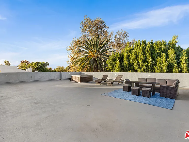 4806 Sylmar Ave #Penthouse 2 — Photo 28