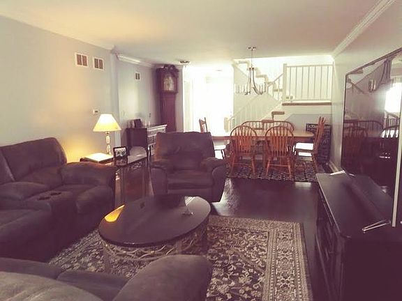 2nd image of 1222 Garfield Ave