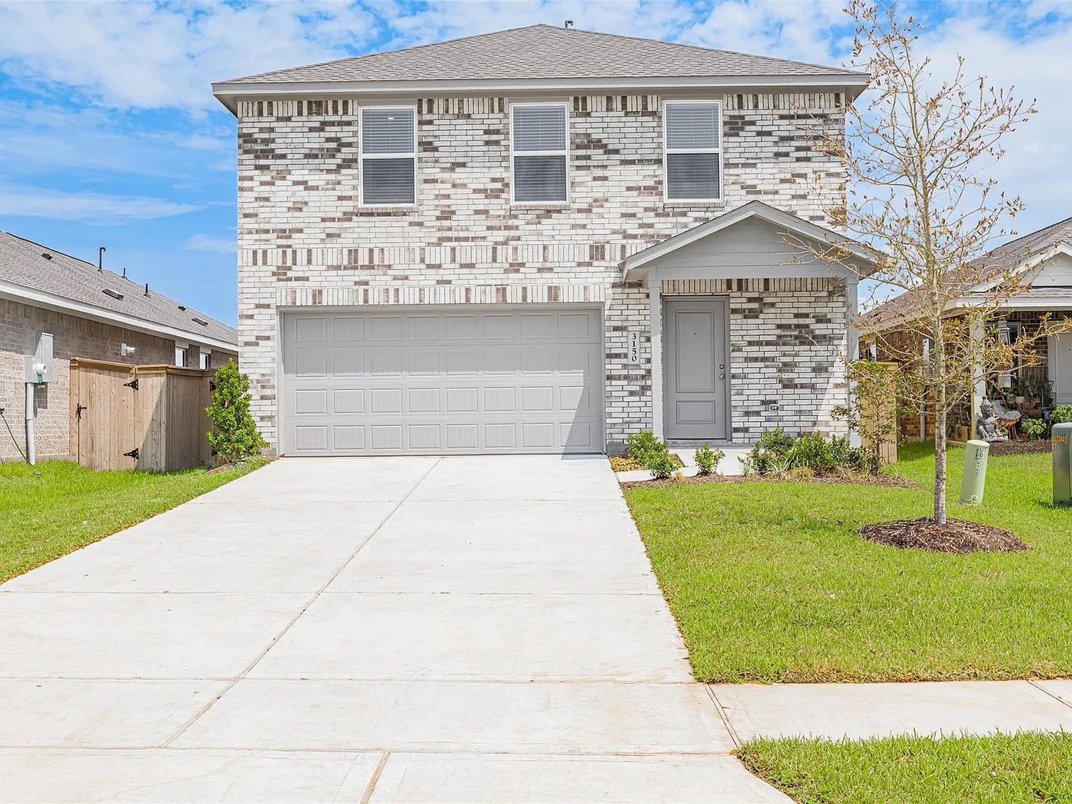 4 bed, 2.5 bath, 2066 sqft, $2,250 — Photo 1