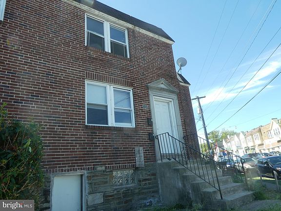 2nd image of 200 E Albanus St