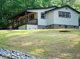 24 Ripple Dr, Cleveland, GA 30528