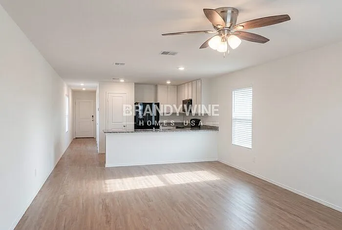 1432 Silver Oak Ln — Photo 5