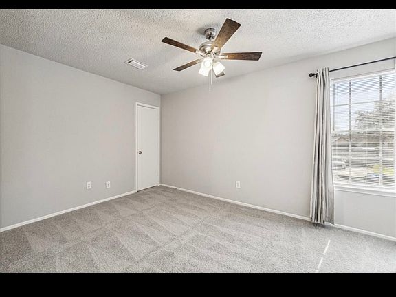 5th image of 8030 Log Hollow Dr