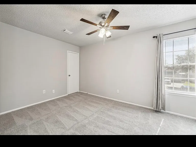 8030 Log Hollow Dr — Photo 5
