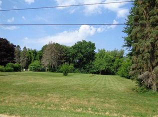 8426 Rondale Dr, Grand Blanc, MI 48439