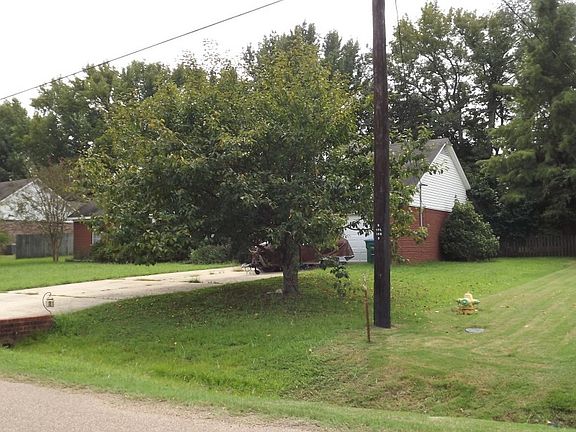 2nd image of 281 Fulcher Dr