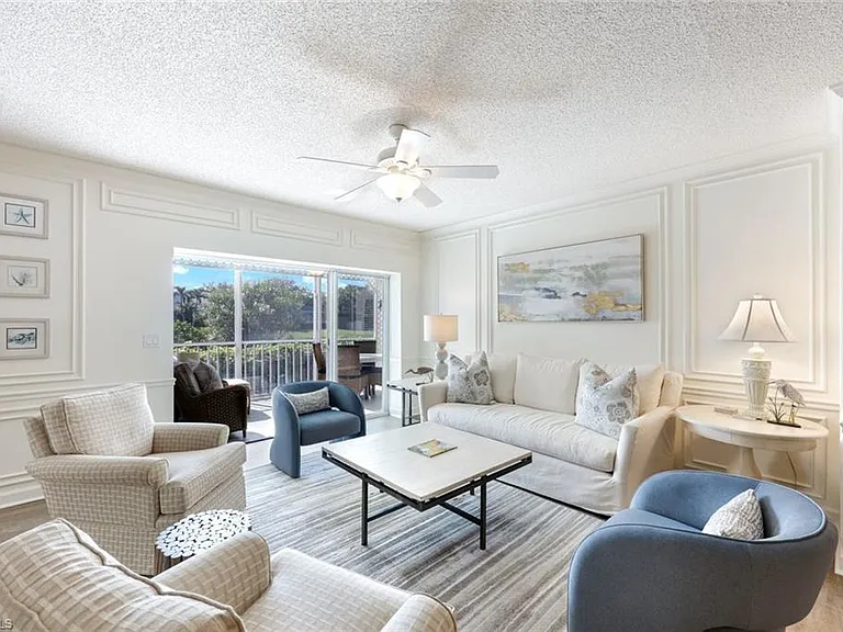 797 Willowbrook Dr #203 — Photo 4