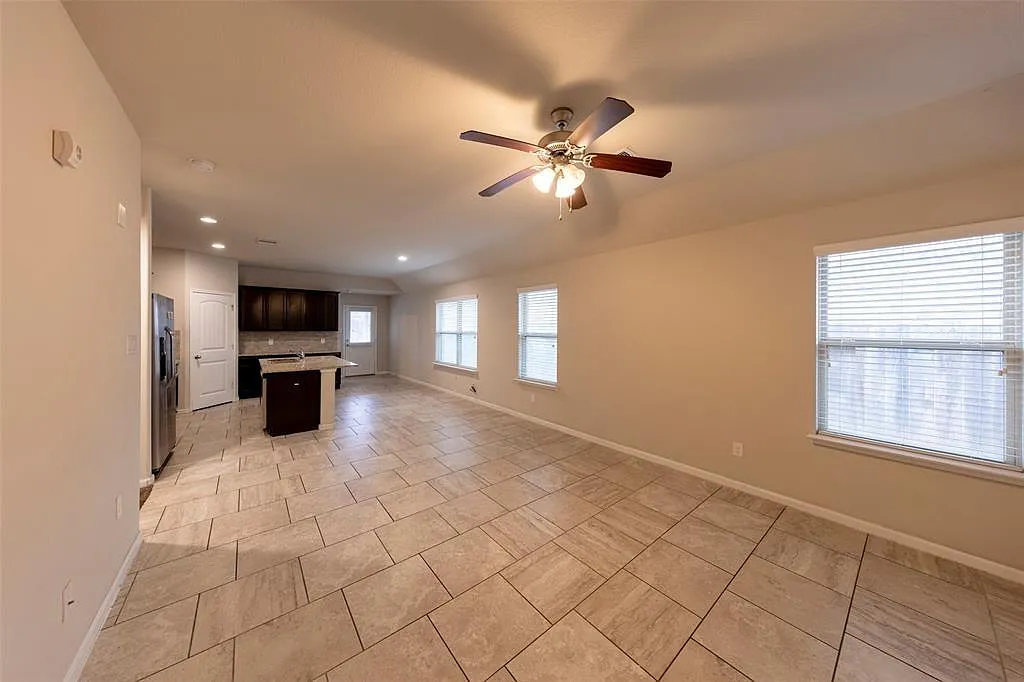 3 bed, 2.0 bath, 1512 sqft, $1,950 — Photo 1