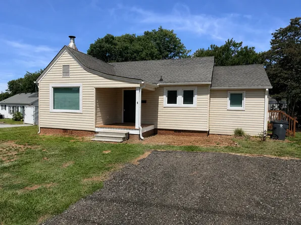 5 Bridges St, Inman, SC 29349