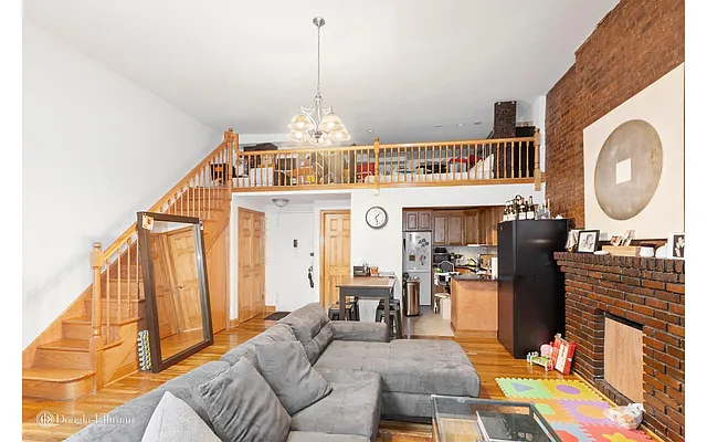 Rented by Douglas Elliman | media 29