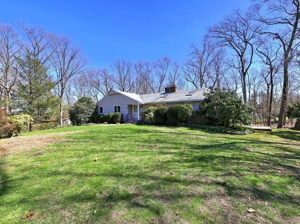 815 Tall Timber Road, Orange, CT 06477