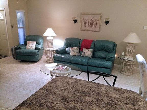 5th image of 5102 SW Courtyards Way APT 18