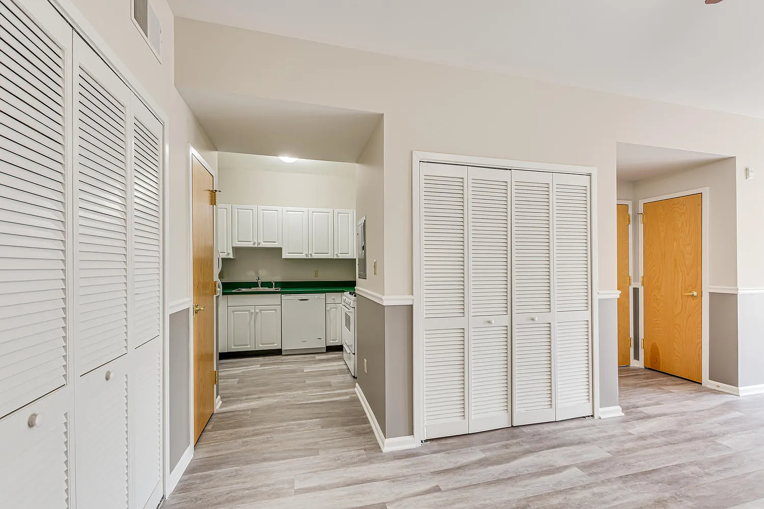 1 bed, 950 sqft, $2,495 — Photo 1