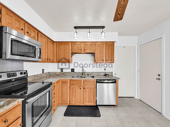 4th image of 3719 Furneaux Ln