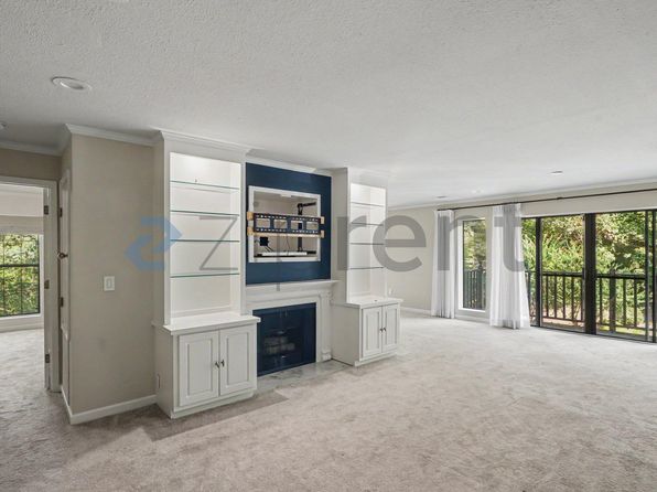 26202 Plantation Dr NE #26202