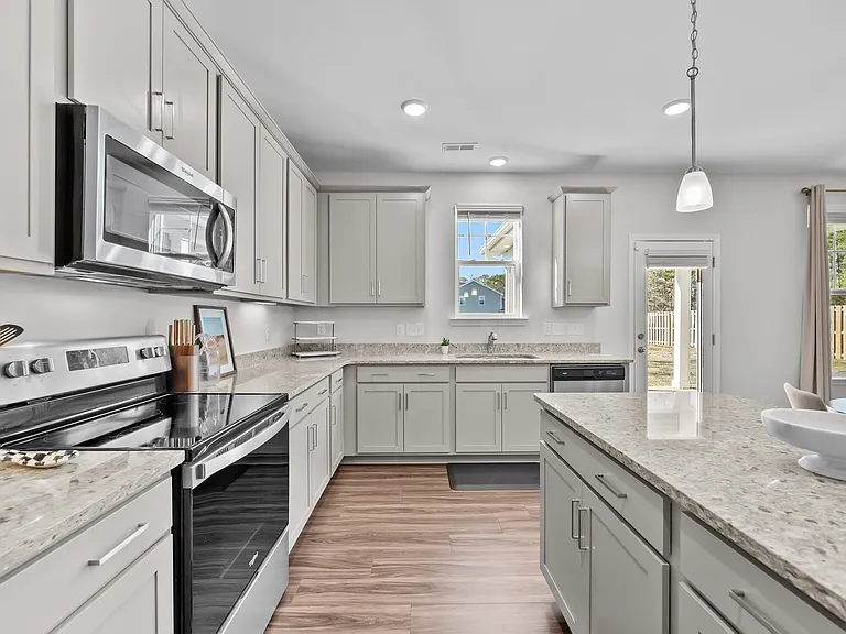 101 Permeta Dr — Photo 14