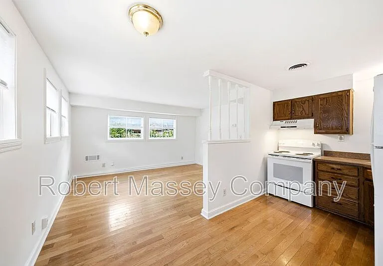 1271 Cherokee Rd #6 — Photo 3