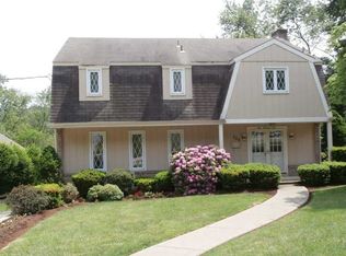105 Evandale Dr, Pittsburgh, PA