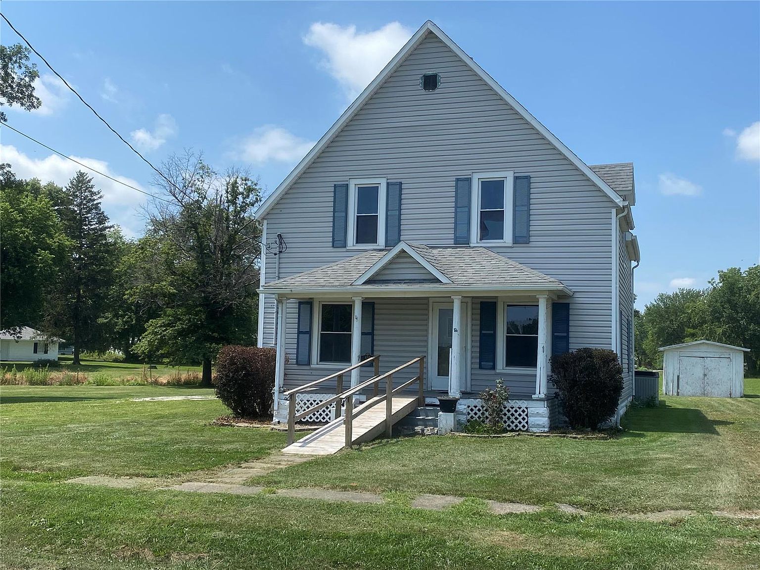 658 N Stuart St, Witt, IL 62094 Zillow